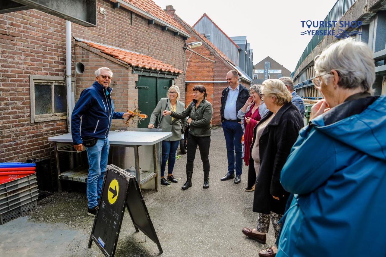 Sfeervol Vakantiehuis In Centrum Yerseke Luaran gambar